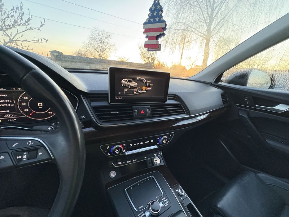 Audi Q5 2018 Premium Plus