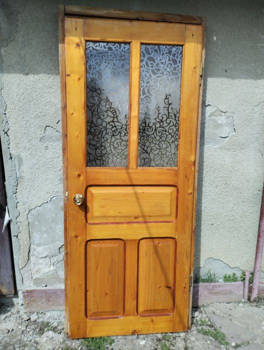 Міжкімнатні двері б/у (дерево)