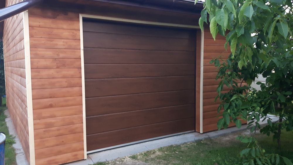 Brama segmentowa garażowa