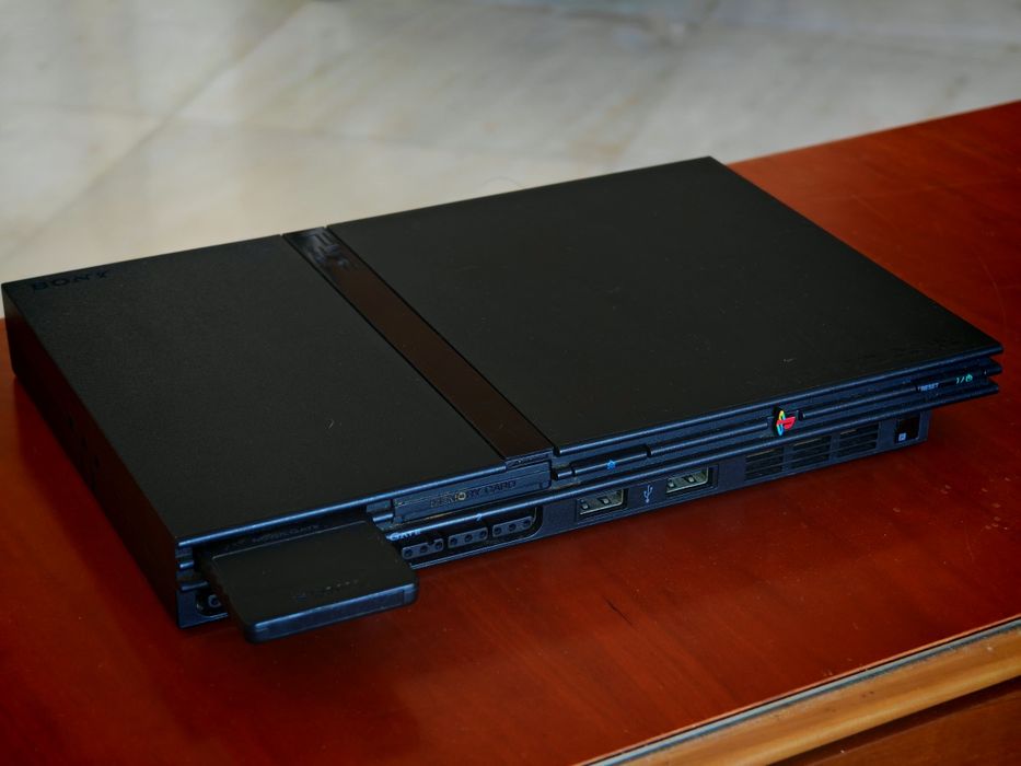 Sony PlayStation 2 Slim Black + 2 DualShock 2 + Memory Card