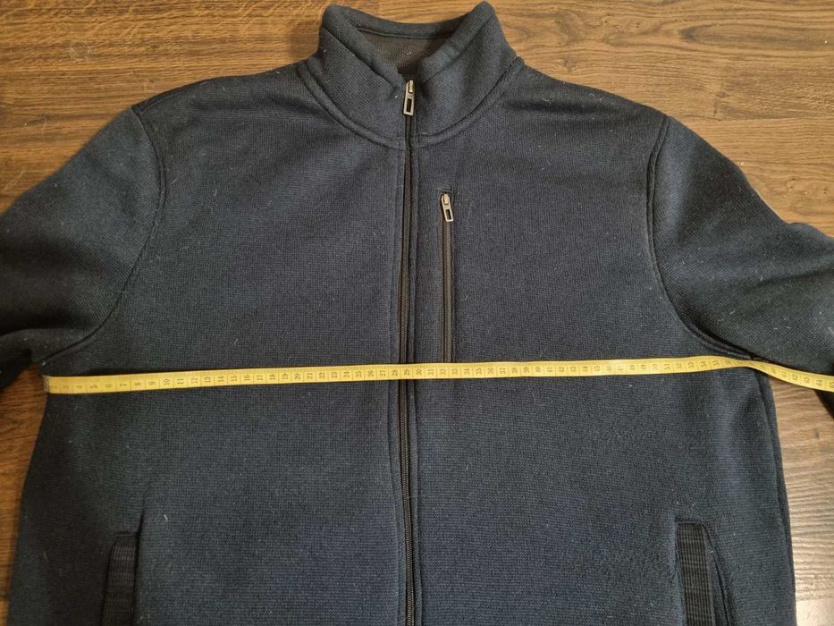 Кофта Canada розмір М