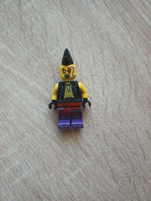 Lego ninjago айзер