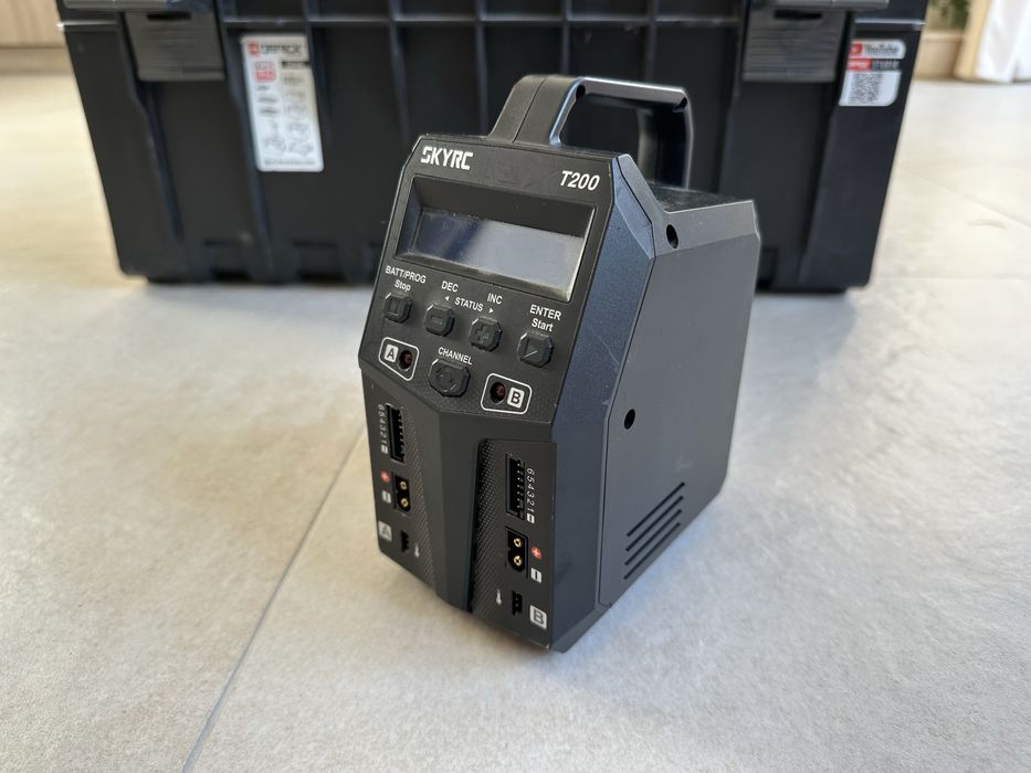 Dron FPV zestaw Nazgul v2 6S, TX16S, DJI FPV GOGGLES V2, SkyRC T200