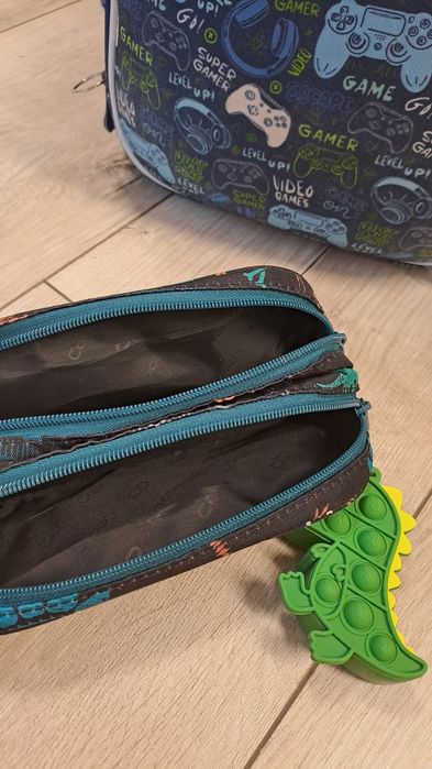 Plecak szkolny Astra 1-3 plus piórnik i portfel