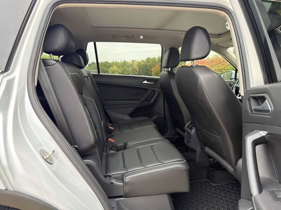 Volkswagen Tiguan      2019