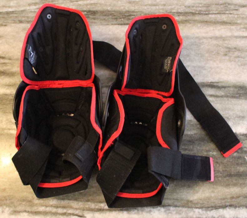 Par de protetores de joelho Alpinestars
