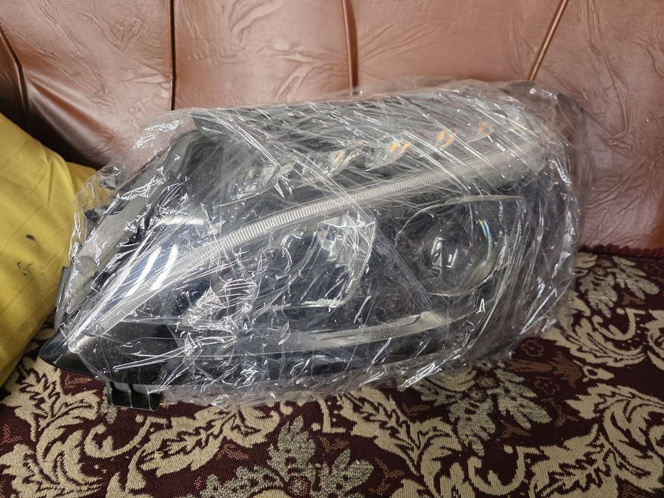 Optica Mercedes w205 lede 2015