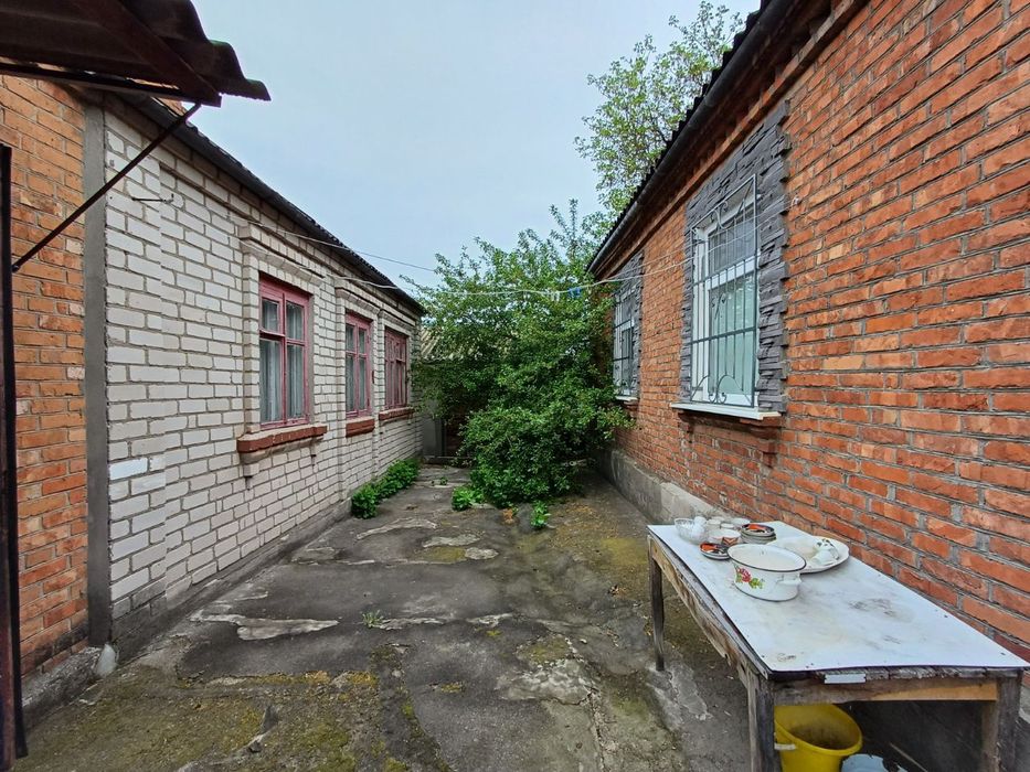 Продаж будинку на березі річки Південний Буг