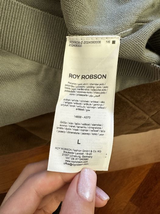 Продаю мужское Футболка ROY ROBSON