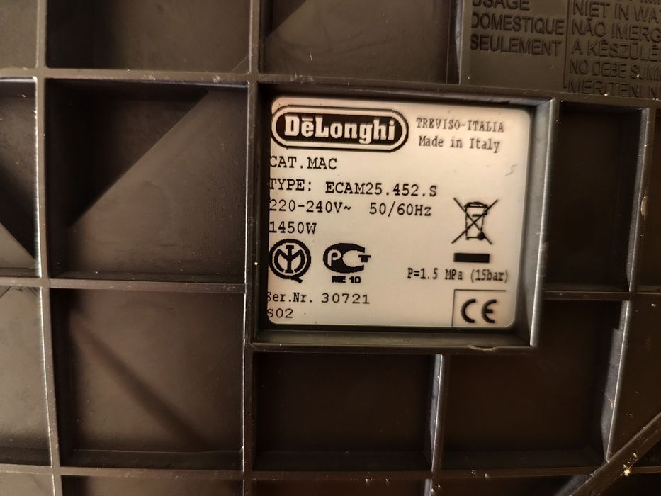 Ekspres do kawy DeLonghi w bardzo dobrym Stanie