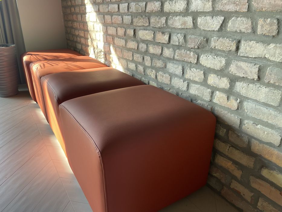 Продам пуфи в чудовому стані