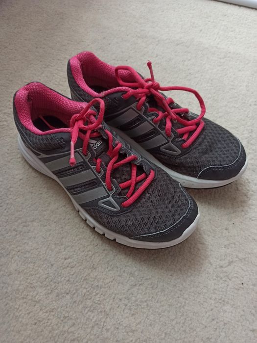 Adidasy do biegania
