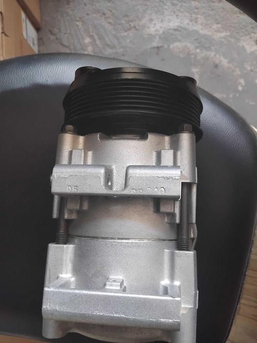 Kompresor klimatyzacji ford escort