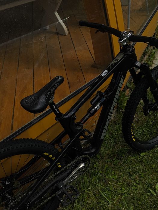 Nukeproof mega 275 carbon S