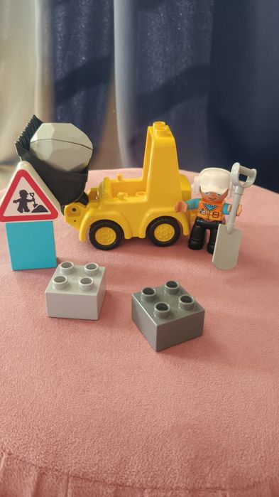 LEGO Duplo buldożer