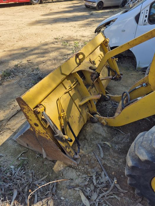 Vendo Retroescavadora