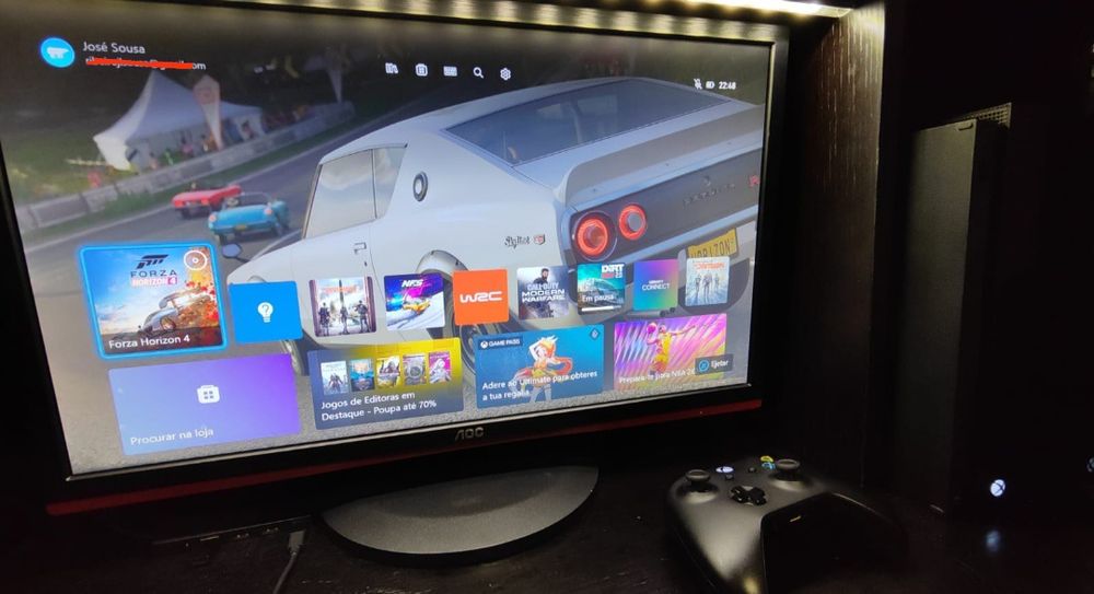 XBOX ONE X praticamente NOVA (1 tb memória)64169661391874122