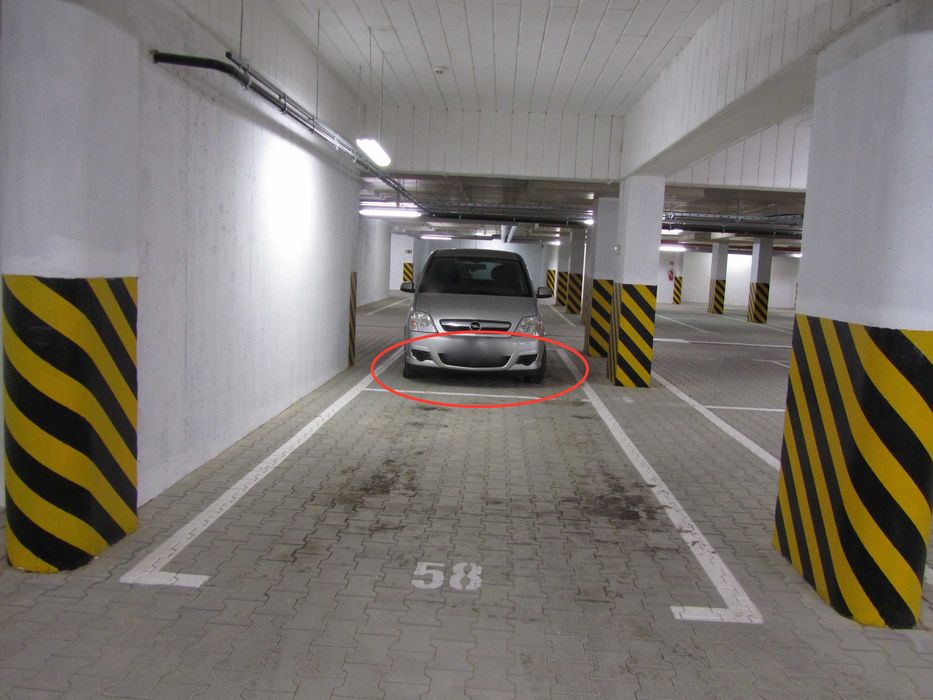 Miejsce postojowe w hali garażowej - Batorego 53, Piątkowo - dobre dla SUV