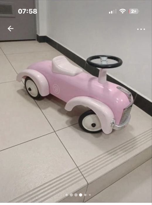 Chodzik dla dziecka samochodzik
