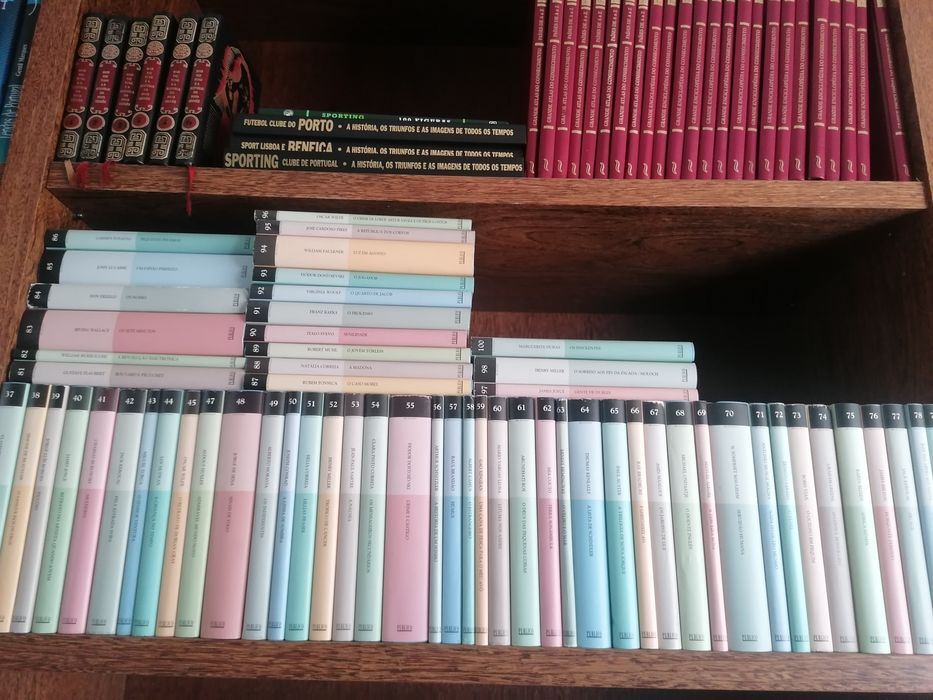 Várias enciclopédias, historia de Portugal, e nao só,.