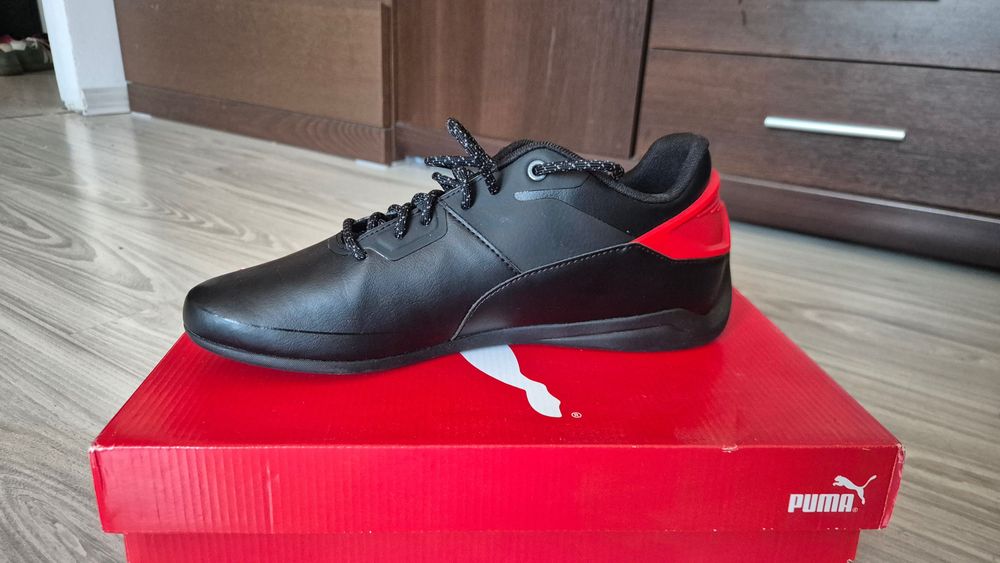 Buty Puma Ferrai Drift Cat Delta 306864 01     rozm. 42