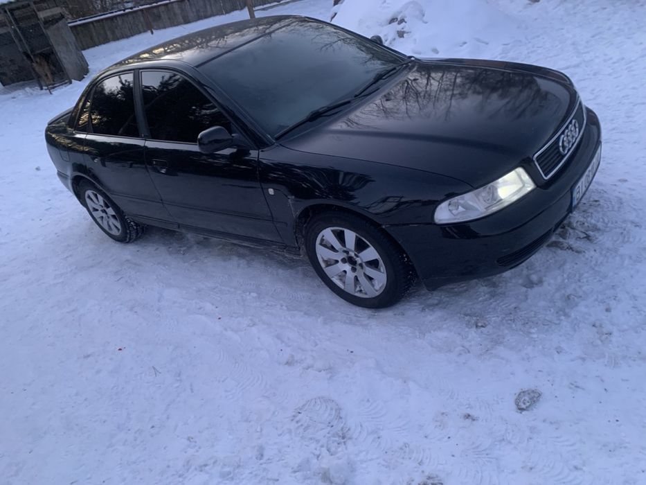 Aydi A4 B5 1998 року