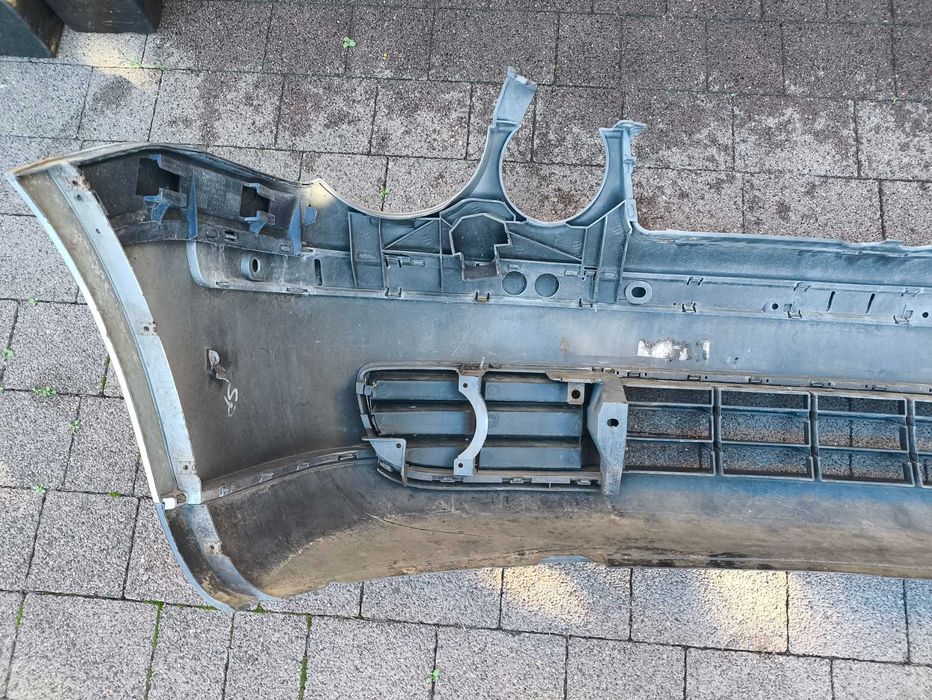 Zderzak Przedni VW Polo 9N LA7W