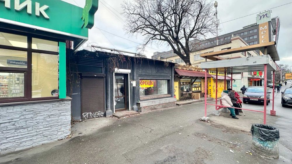 Без% Фото реал  н/ф 132м2 фасад 1пов зупинка гр.трансп. м Шулявка 14хв