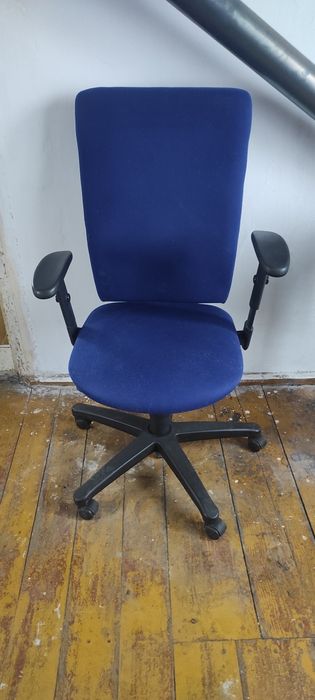 Fotele niebieskie biurowe