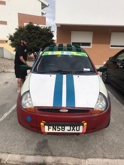 Ford Ka com volante a direita