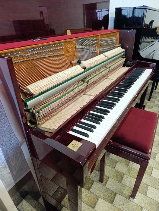 Piano Samick JS-112 - usado como novo