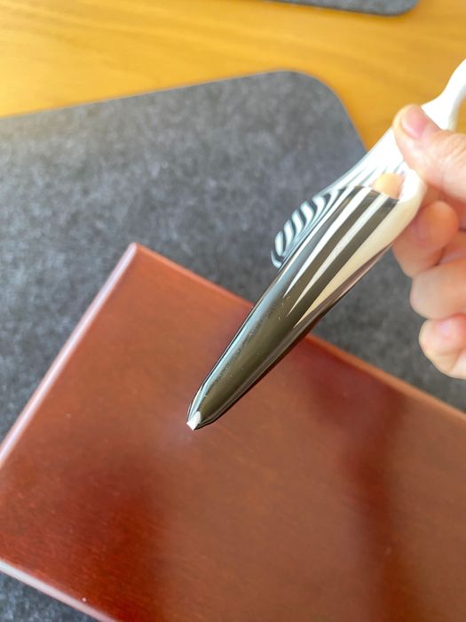 Ćmielów figurka Relax i mahoniowa szkatułka