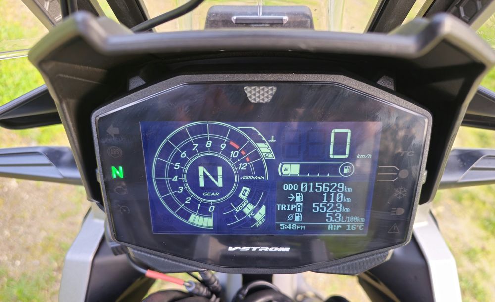Suzuki v strom 1050xt - 16000km
