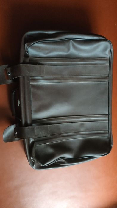 Продам чемодан 440 Х 620 мм