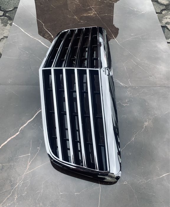 Решетка Радиатора Mercedes Benz w211 Рестайлинг Аванград Решітка