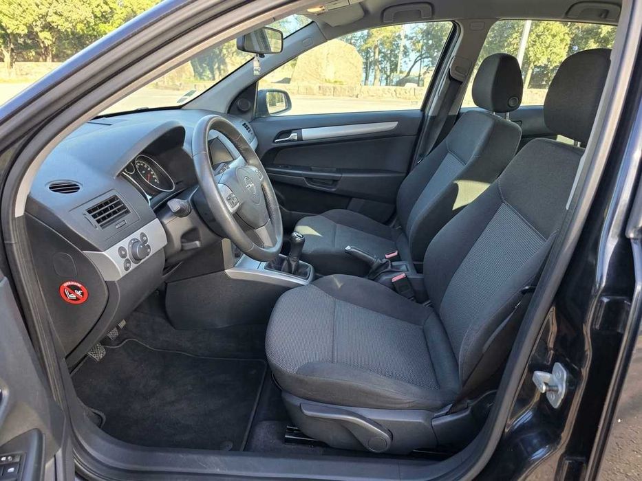 Opel astra caravan 1.7 cdti 2005