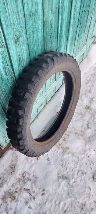 Покришка Иж Планета .120/90-18