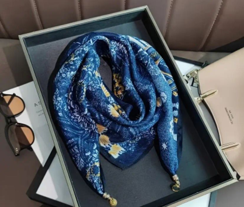 Chusta niebieska 60 cm