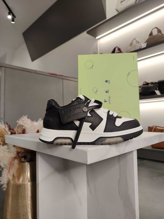 Кросівки Off White Out Of Office 'OOO' Sneakers Black-White