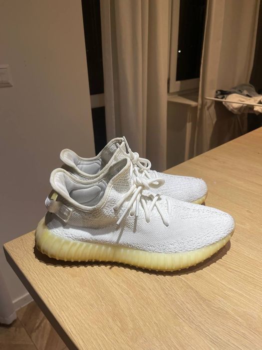 adidas Yeezy boost 350 v2 cream white 43.
