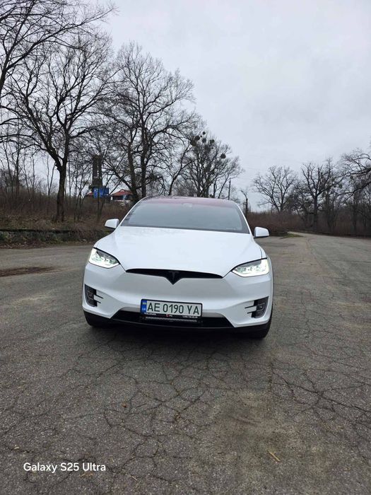 Продаж Tesla model X  100D