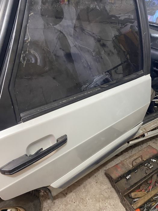 Бархотка,уплотнітєль/ущільнювач,дверей/скла Ваз09,99,14,15. Стан супер