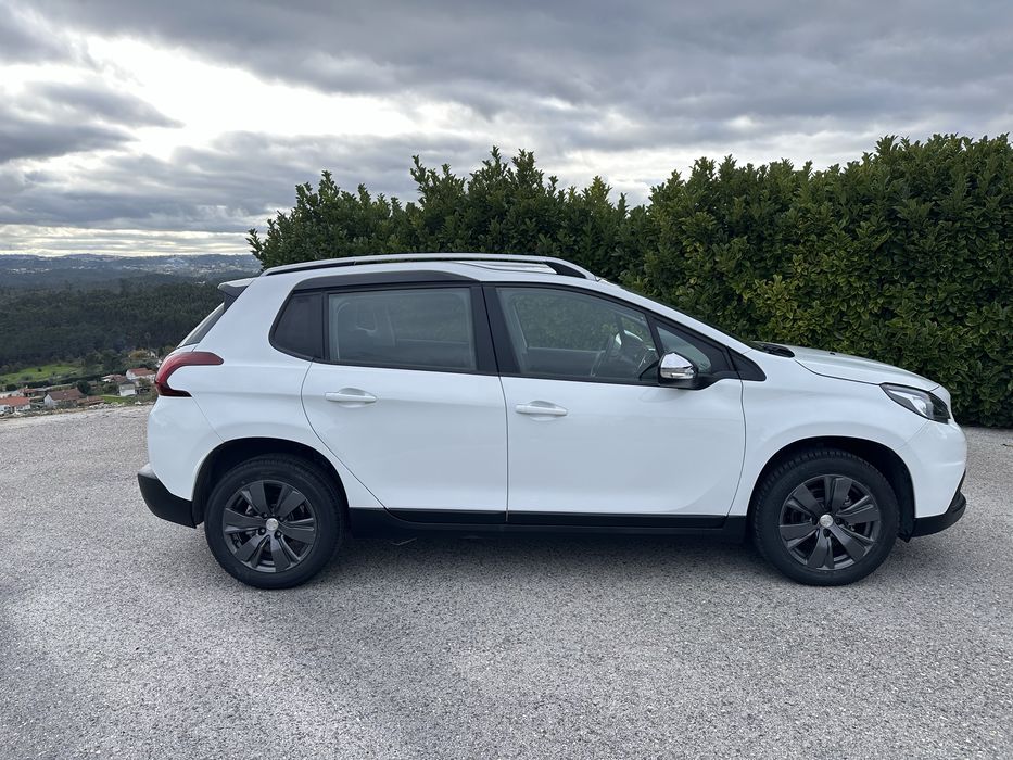 Peugeot 2008 1.2 Puretech Style 30K KM