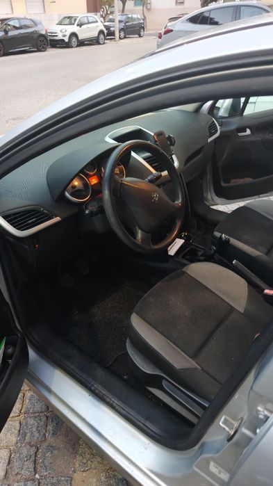 Peugeot 207 1.4hdi apenas 152mil.kms