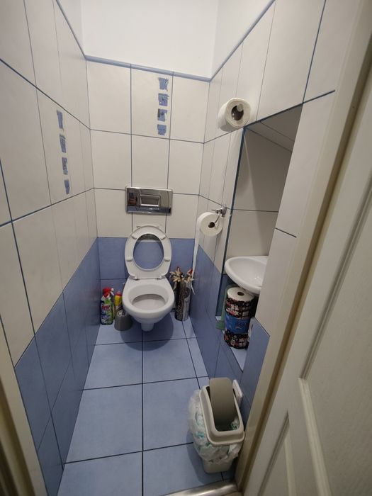 Продаж Комерція вул.Куліша Центр Фасад 3 вікна+ Двері,ц.160000 у.о