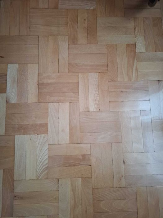 Prawdziwy parkiet bukowy 8m2, cena za 1m2.