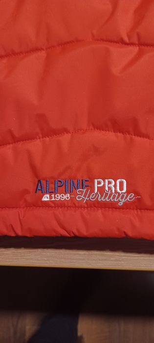 Kurtka zimowa z kapturem alpine pro mlodziezowa