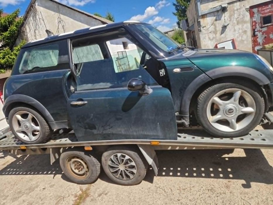 Mini Cooper R50 na części 1.6
