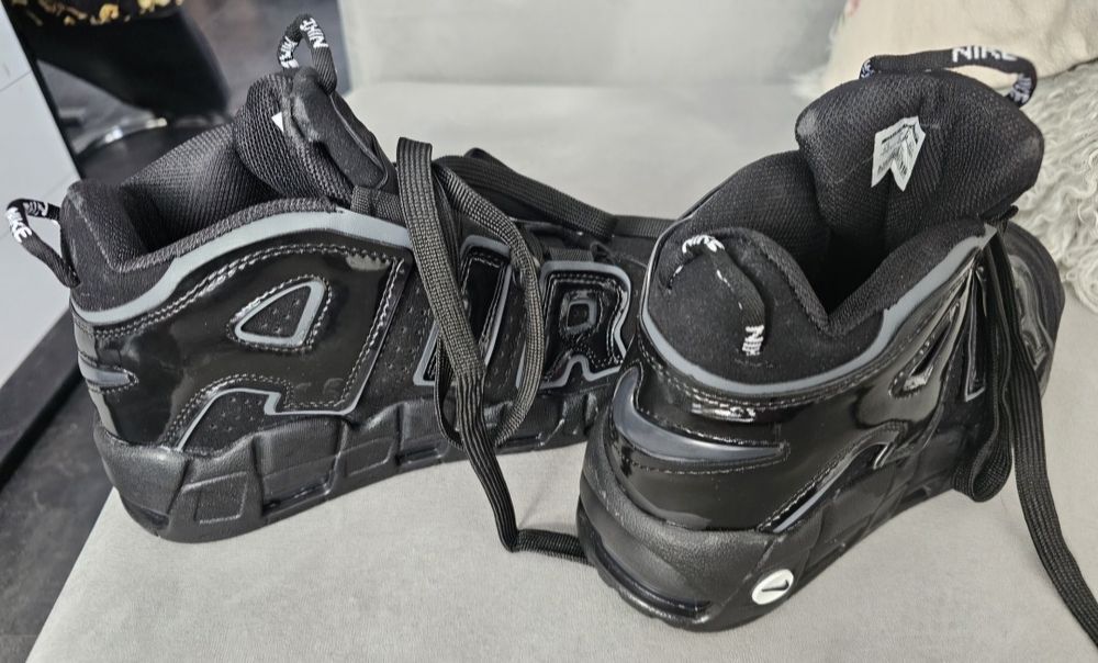 Nowe buty sneakersy Air 39/24,5 cm/