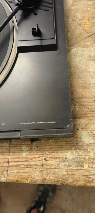 Gramofon Grundig bez igły